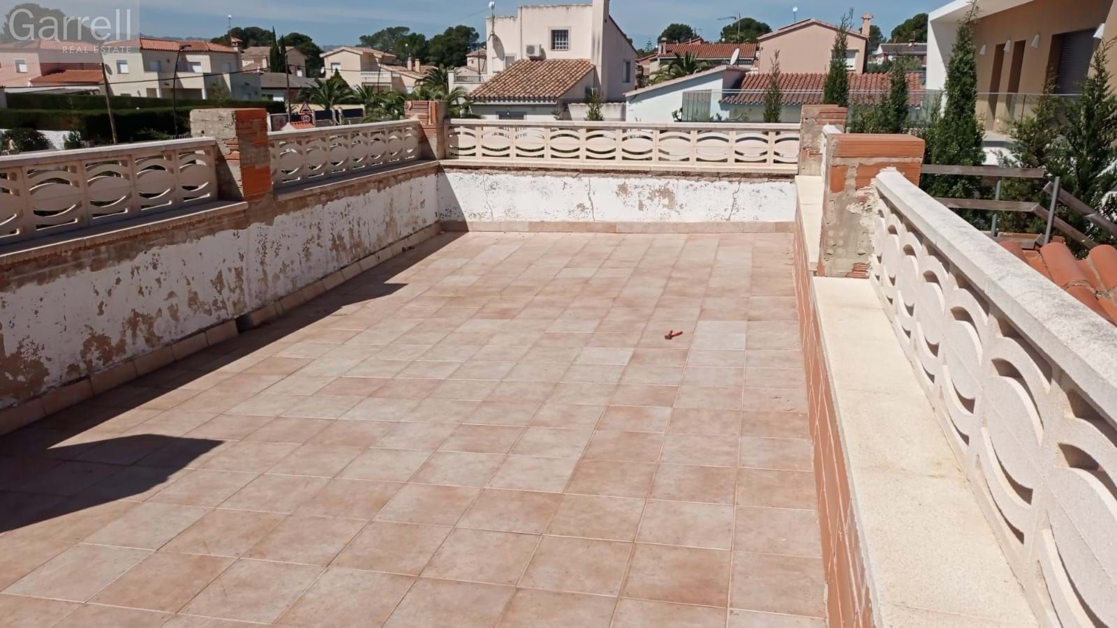 Casa o chalet en venta en AV TRES CALES DE LES- CALES 
 Pl: Pt:
 L'AMETLLA, Les Tres Cales
