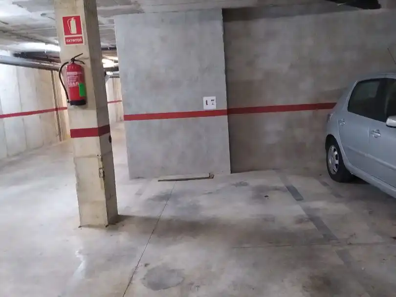 Parkplatz von Garage zur Miete in Tortosa