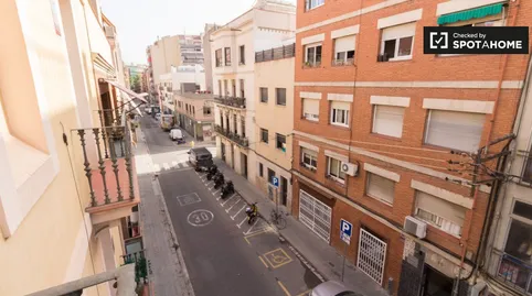 Photo 5 of Room in El Camp de l'Arpa del Clot, Barcelona Capital