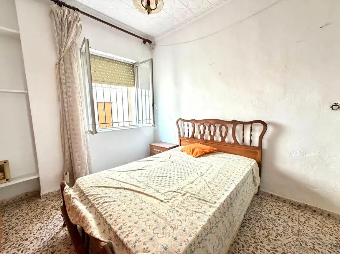 Casa con terraza en venta en Puente Genil, imagen 3