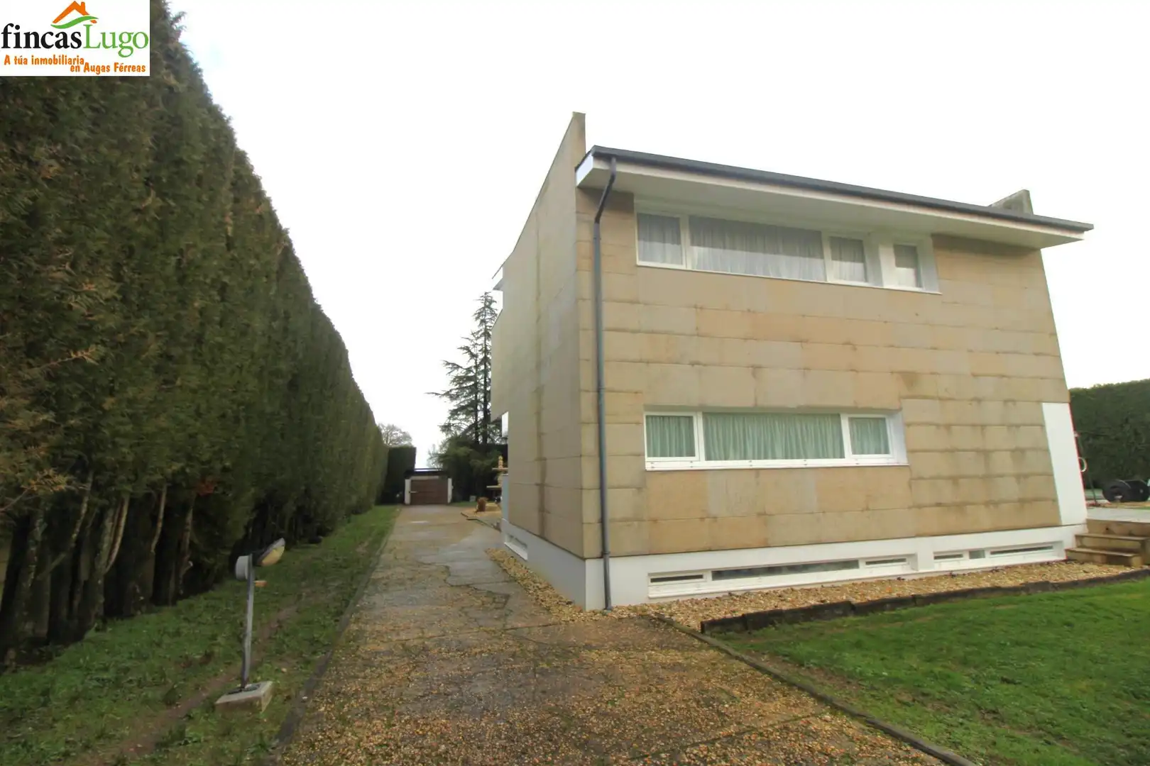 Vista exterior de Casa o chalet en venta en Guntín con Calefacción, Jardín privado y Terraza