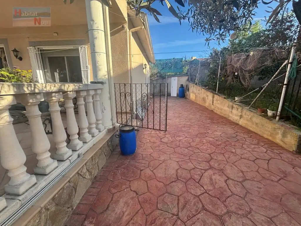 Terrace of Houses for sale in La Bisbal del Penedès  with Oven and Microwave