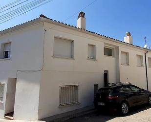 Exterior view of Single-family semi-detached for sale in La Pobla de Montornès  