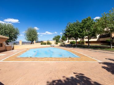 Maison mitoyenne avec piscine à vendre à Paseo PEDRO VERDE 2