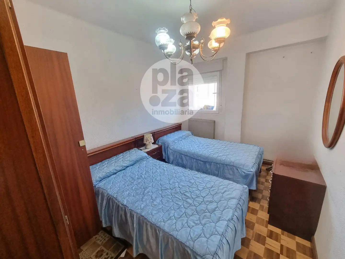 Habitación de Piso en venta en Burgos con Calefacción y Terraza