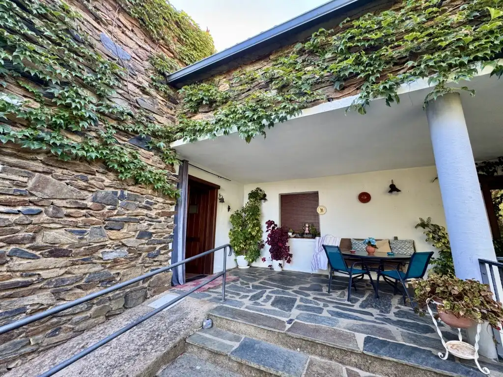 Casa rústica en venda a Valencia de Alcántara, imagen 3
