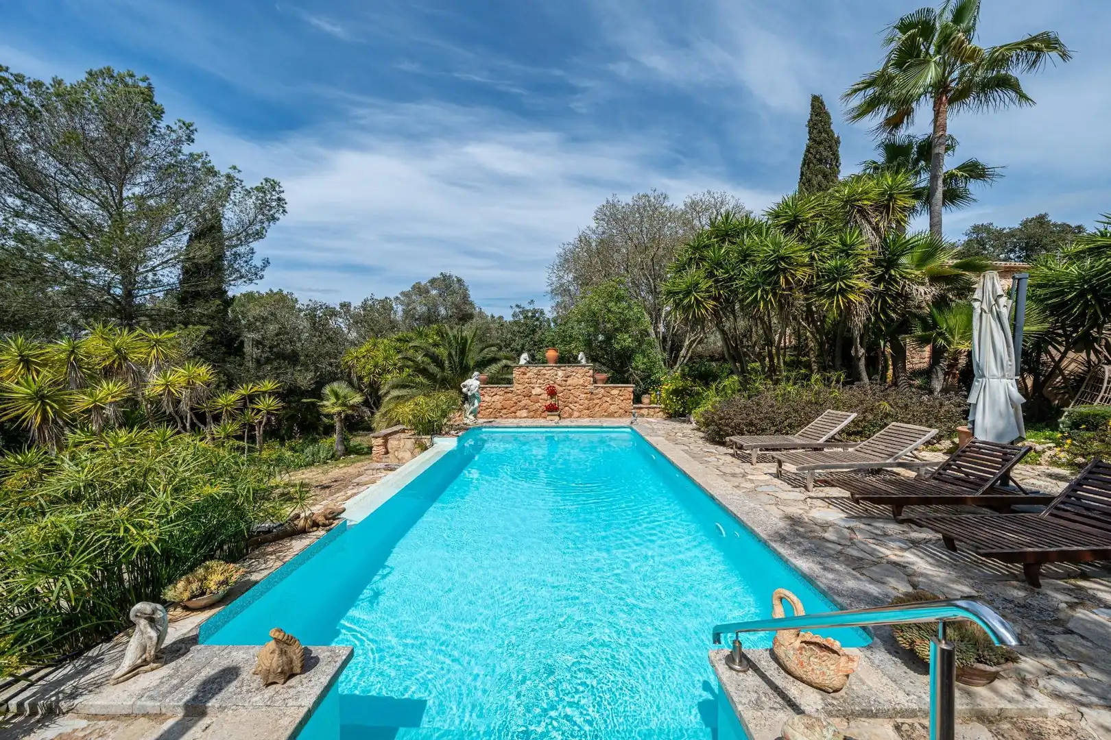 Piscina de Finca rústica en venta en Algaida con Aire acondicionado, Calefacción y Jardín privado