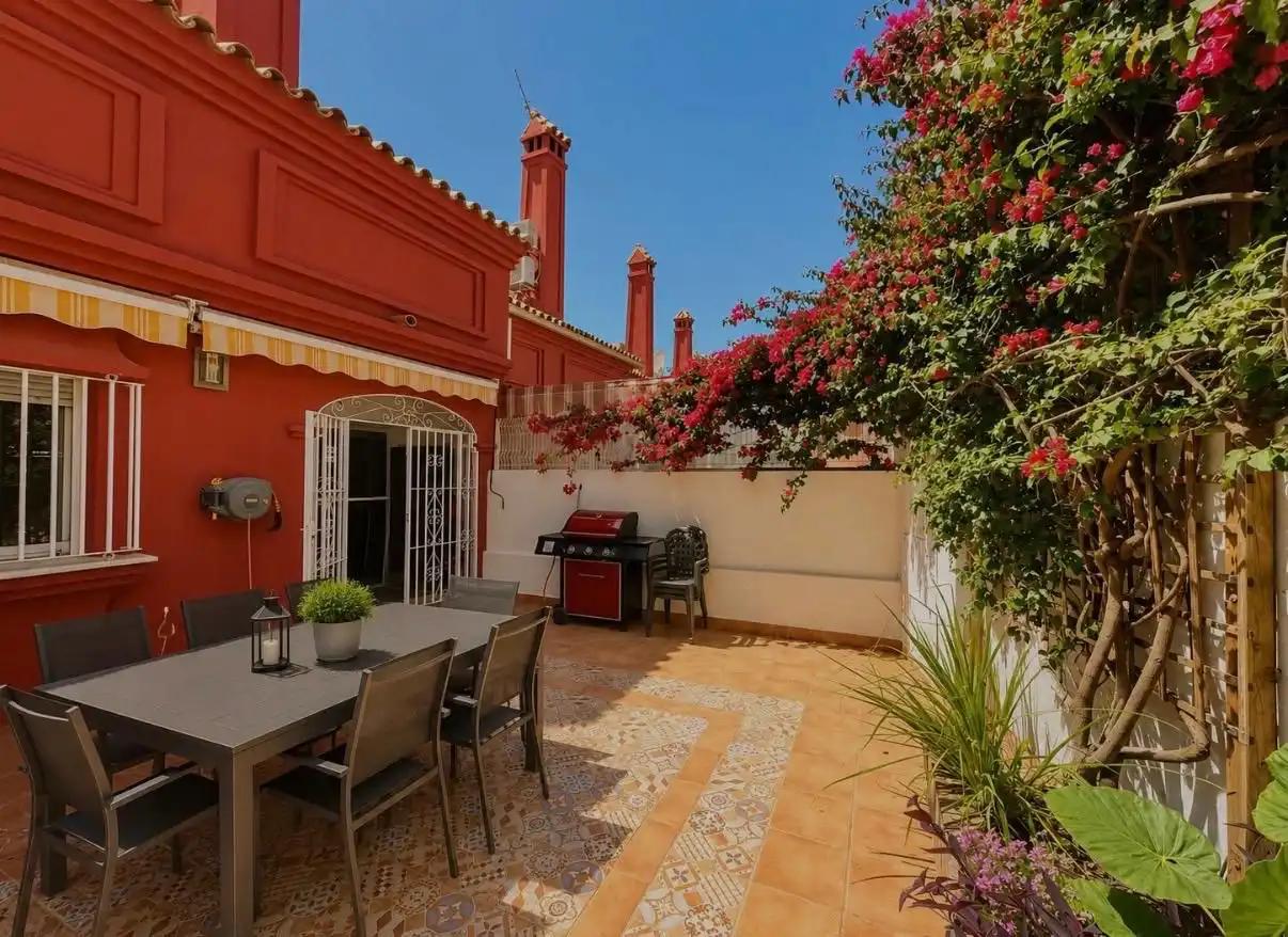 Terrace of Houses for sale in Fuengirola  with Air Conditioner, Heating and Private garden