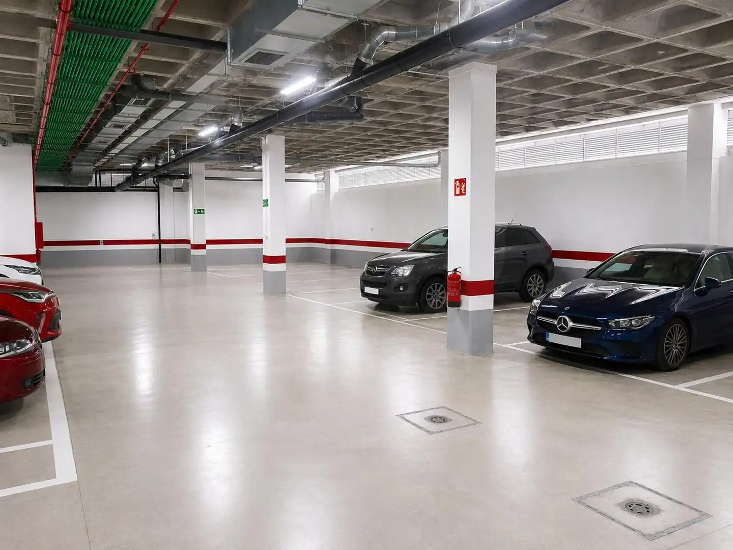 Parking of Attic for sale in Sevilla  with Air Conditioner, Heating and Terrace