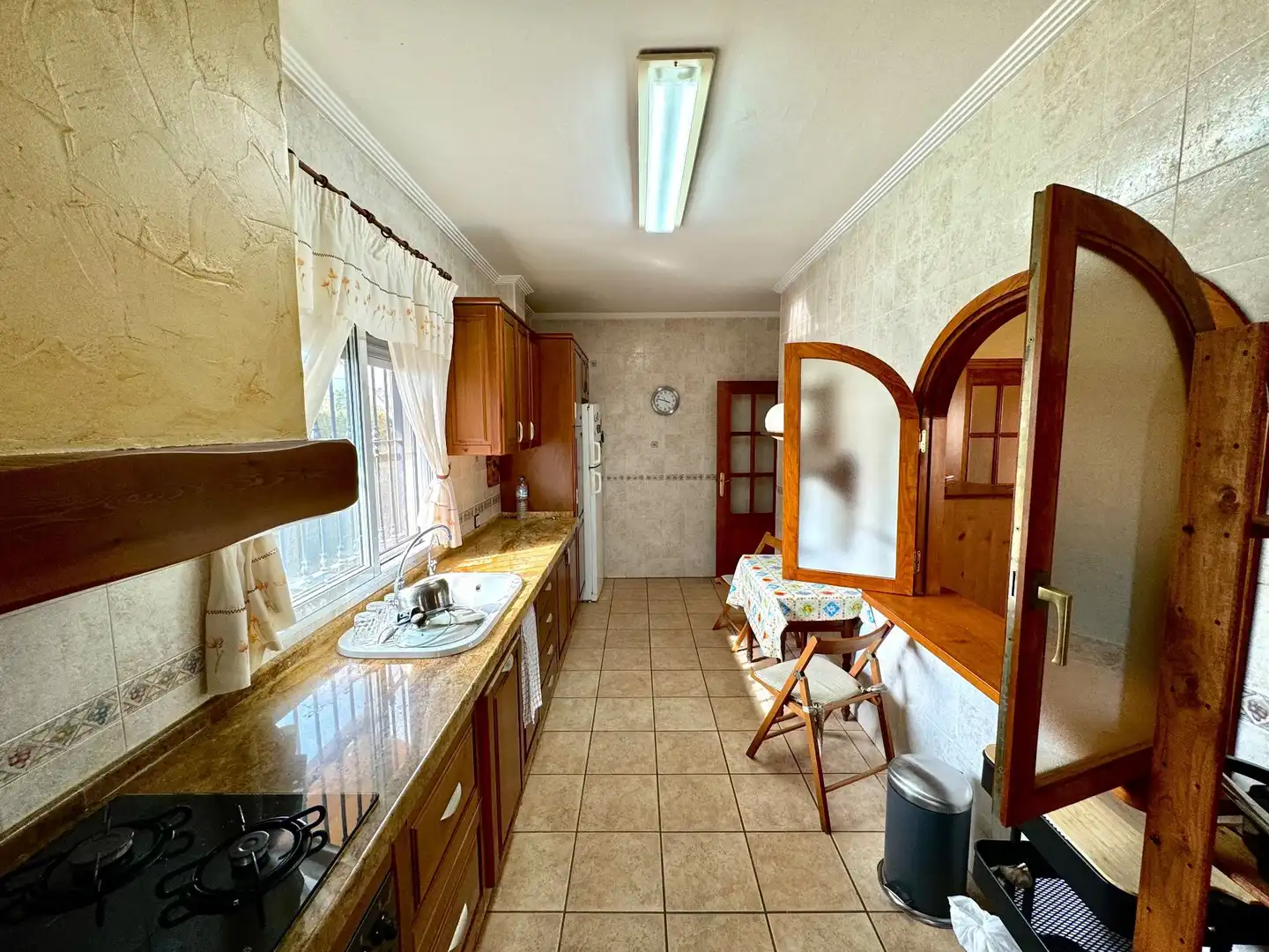 Cocina de Casa o chalet de alquiler en Jacarilla con Jardín privado, Terraza y Trastero