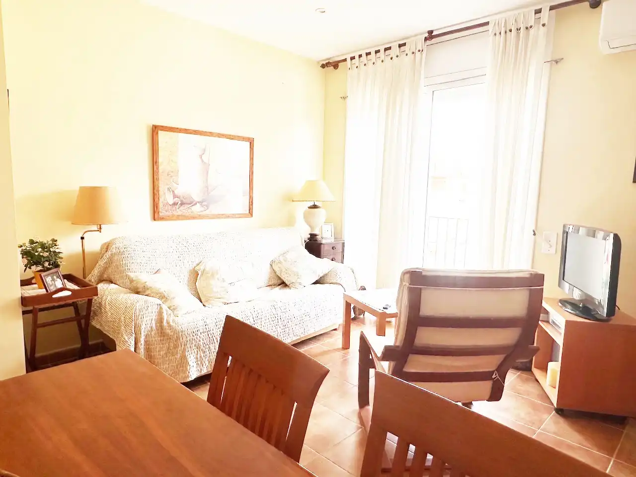 Sala de estar de Piso en venta en Palamós con Aire acondicionado, Amueblado y Balcón