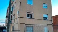 Exterior view of Flat for sale in Santa Coloma de Gramenet  with Terrace and Balcony