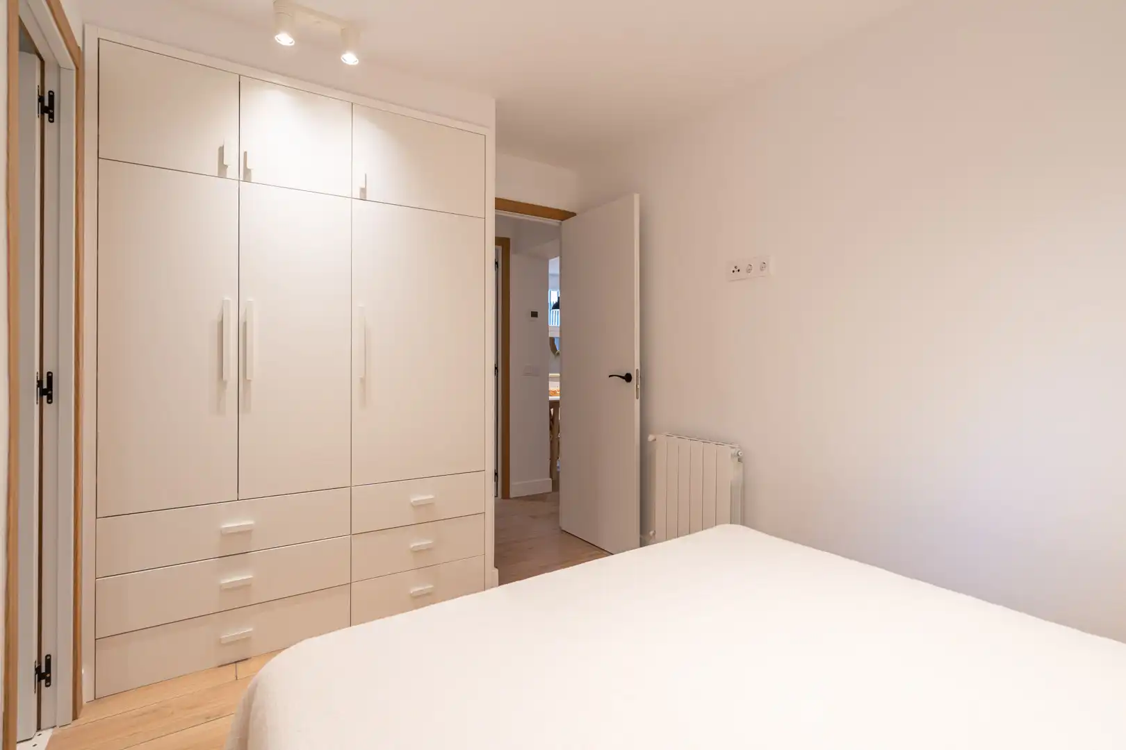 Bedroom of Flat for rent in Madrid  with Heating, Furnished and Oven