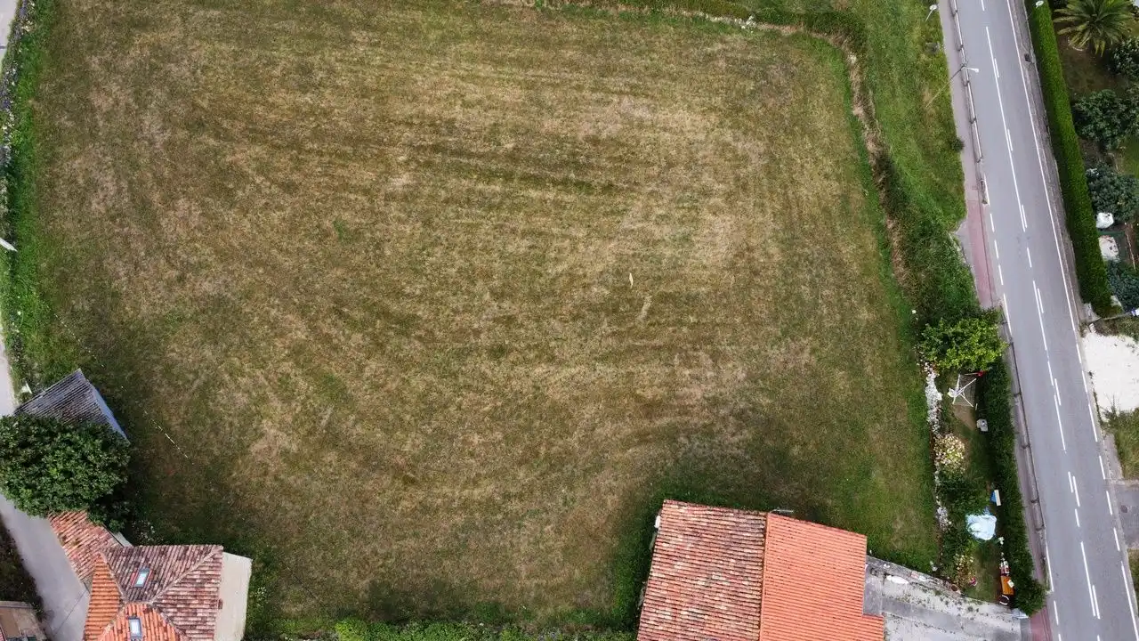 Residencial en venda en Llanes