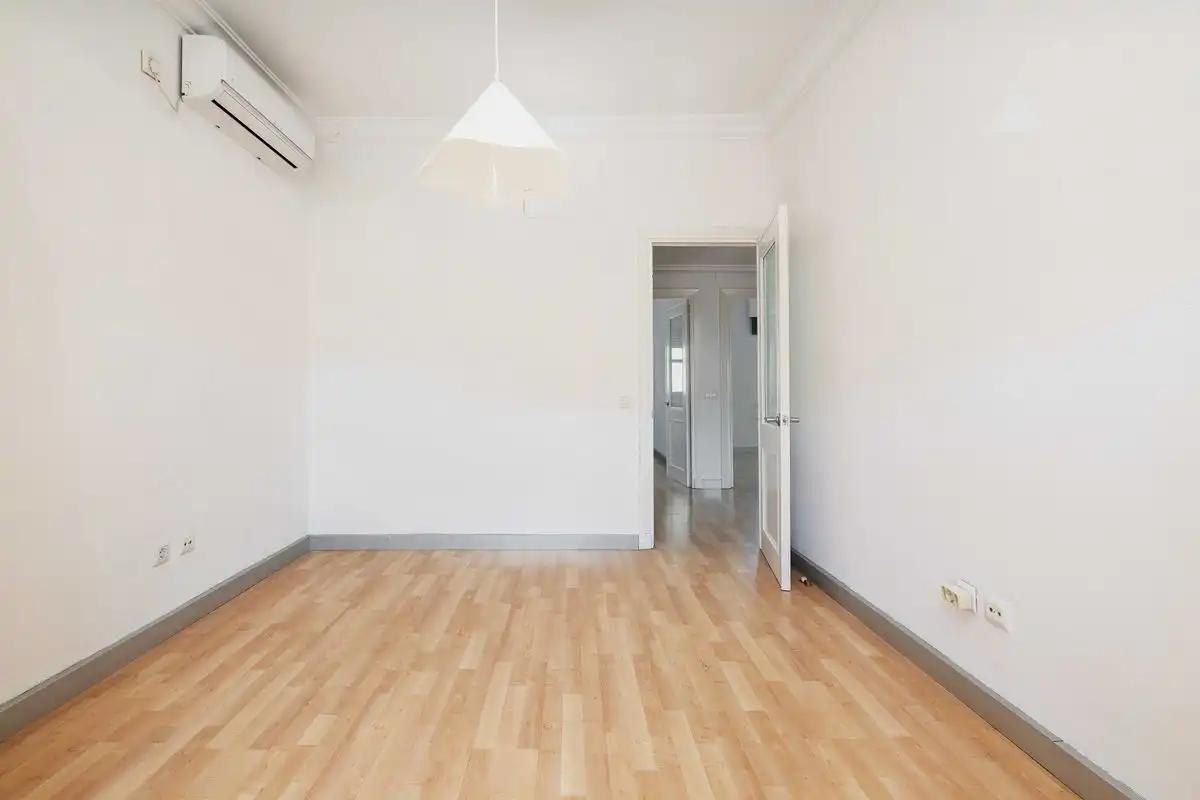 Villa mit Pool zur Miete in Calle de San Antonio María Claret, imagen 24