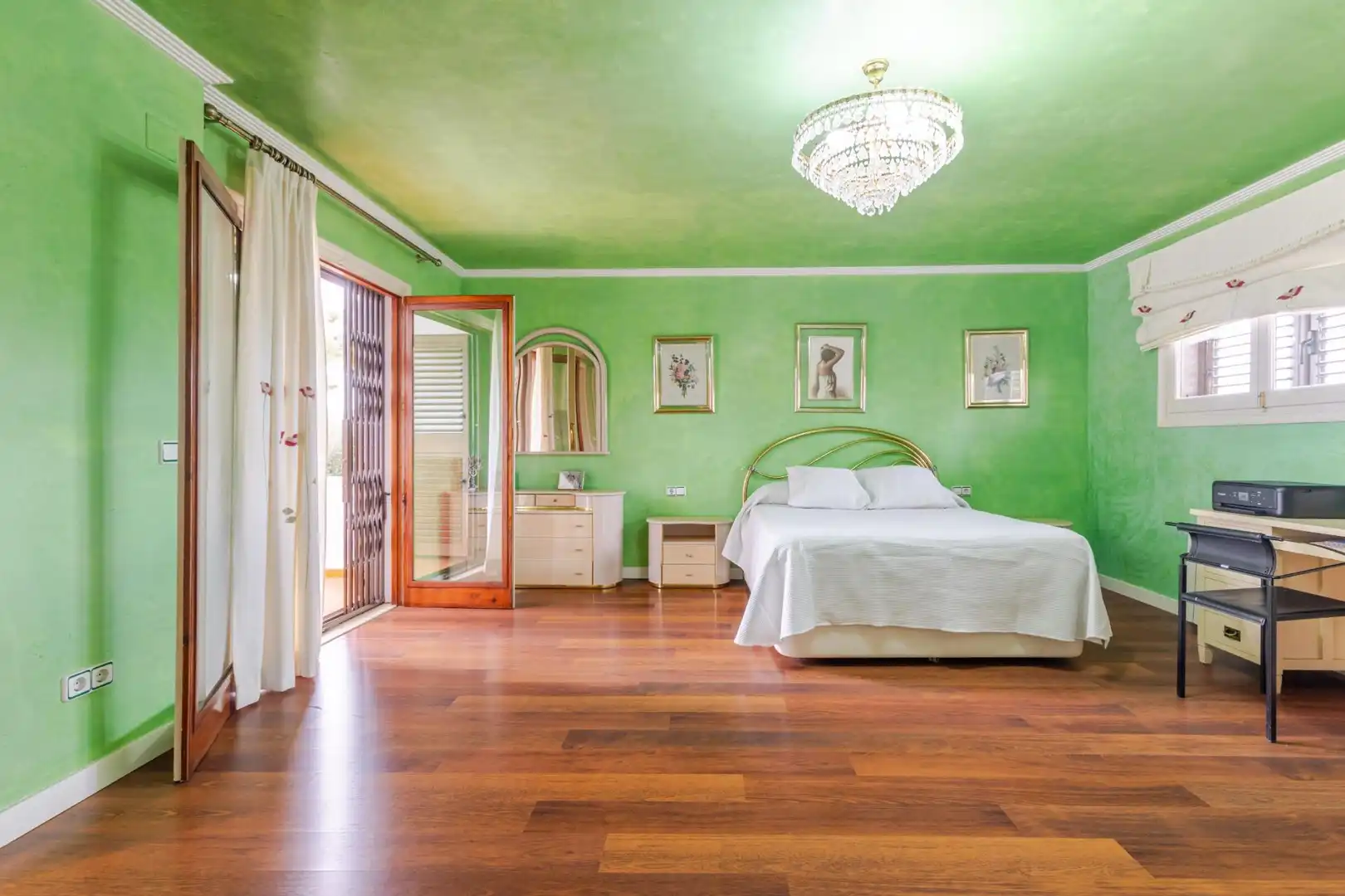 Bedroom of Houses for sale in L'Eliana  with Air Conditioner, Heating and Private garden