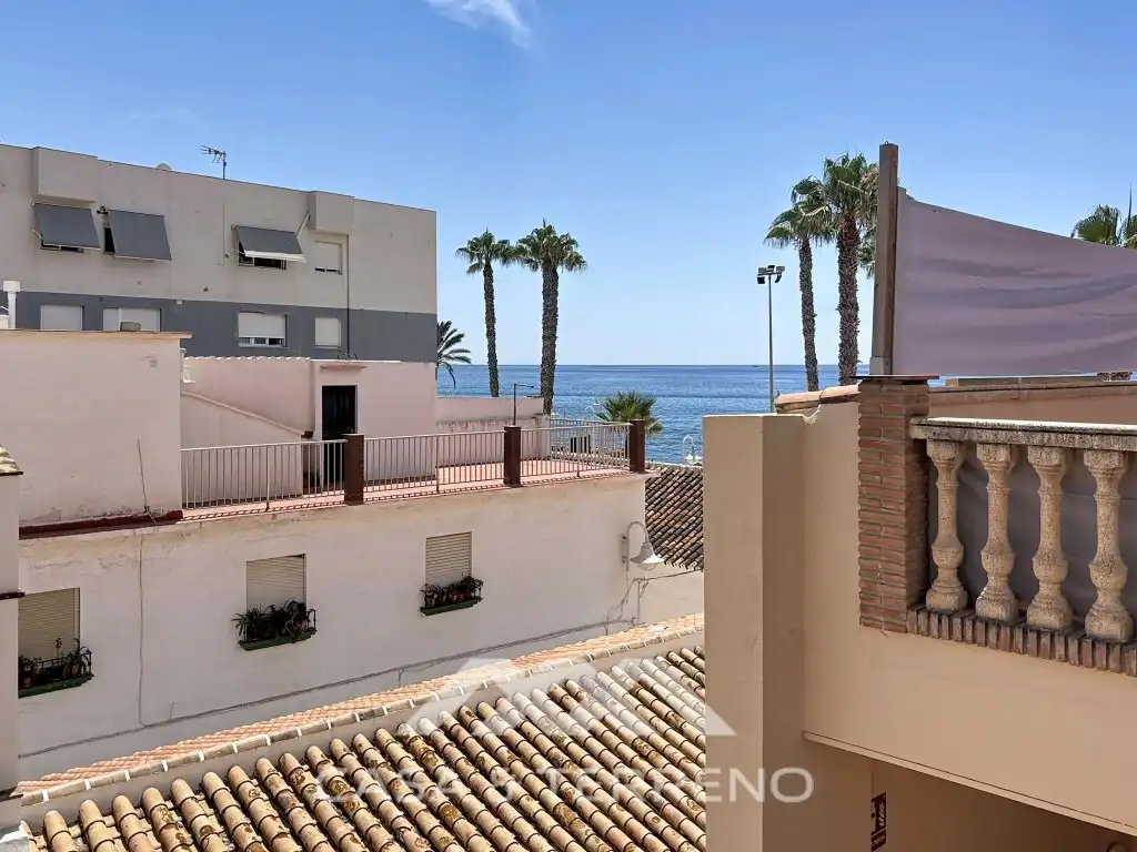 Vista exterior de Dúplex en venta en Algarrobo con Amueblado y Balcón