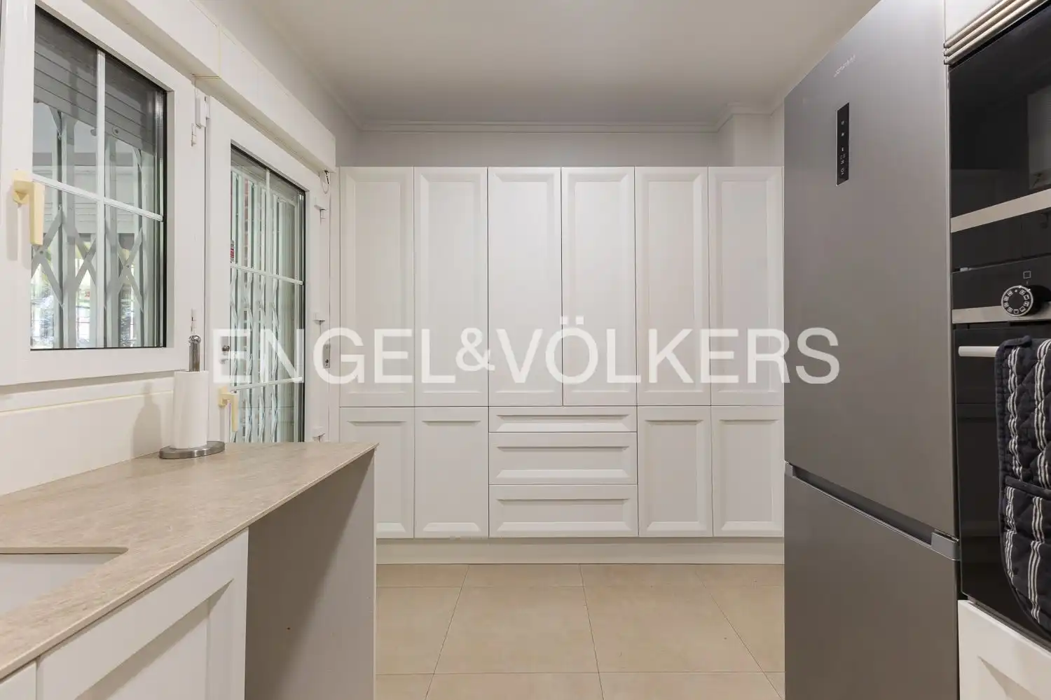 Cocina de Casa o chalet de alquiler en Paterna con Aire acondicionado, Calefacción y Jardín privado