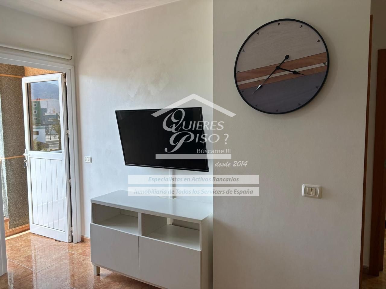Sala d'estar de Pis en venda en Santa Lucía de Tirajana amb Terrassa, Traster i Moblat