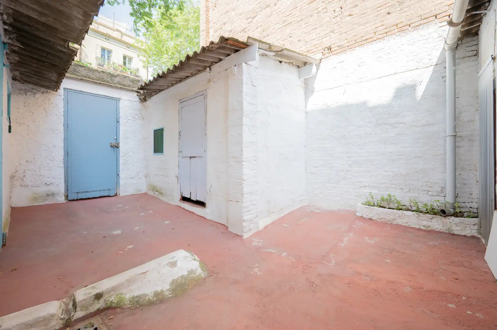 Exterior view of Houses for sale in Barcelona