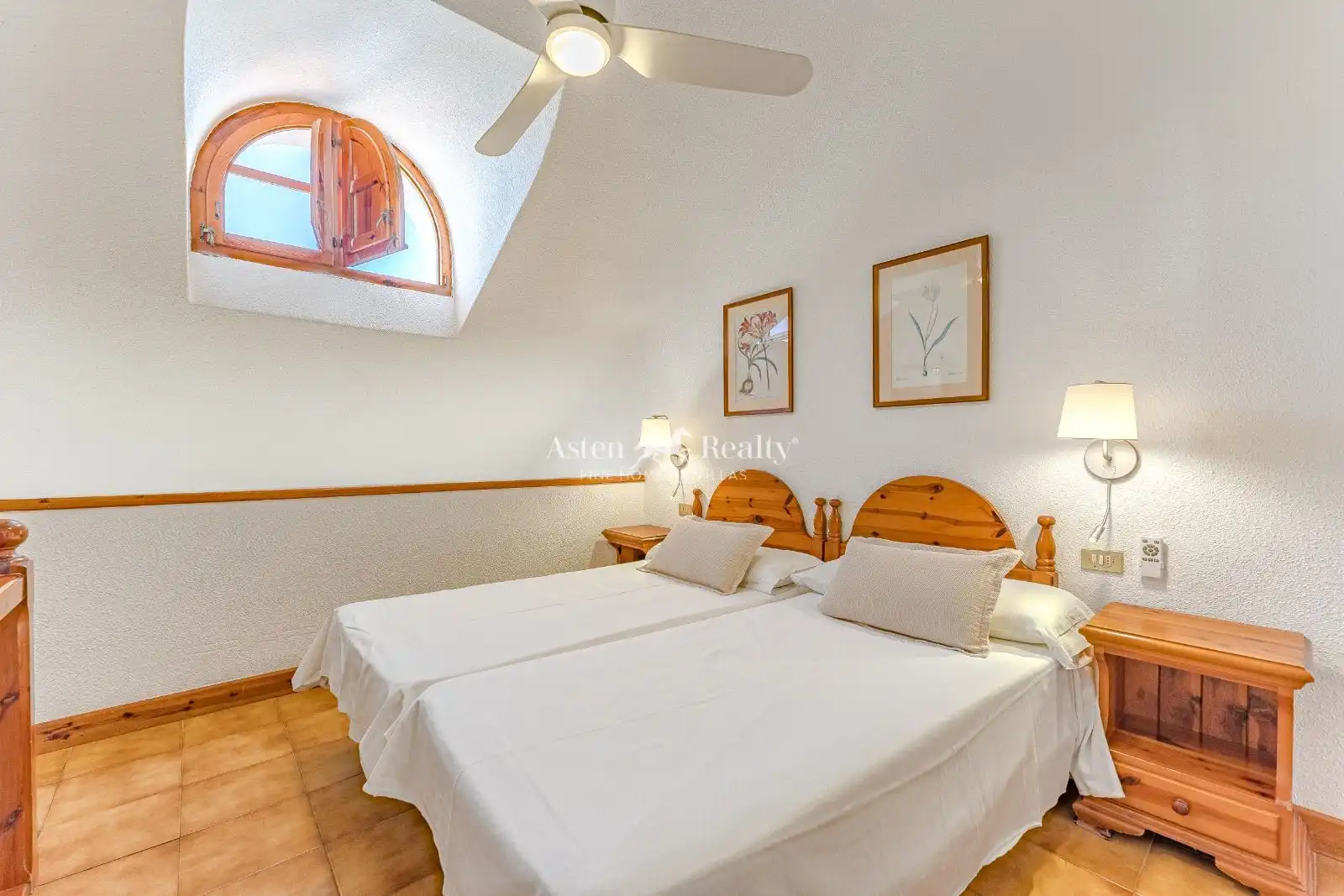 Schlafzimmer von Maisonette zum Verkauf in Arona mit Terrasse, Schwimmbad und Möbliert
