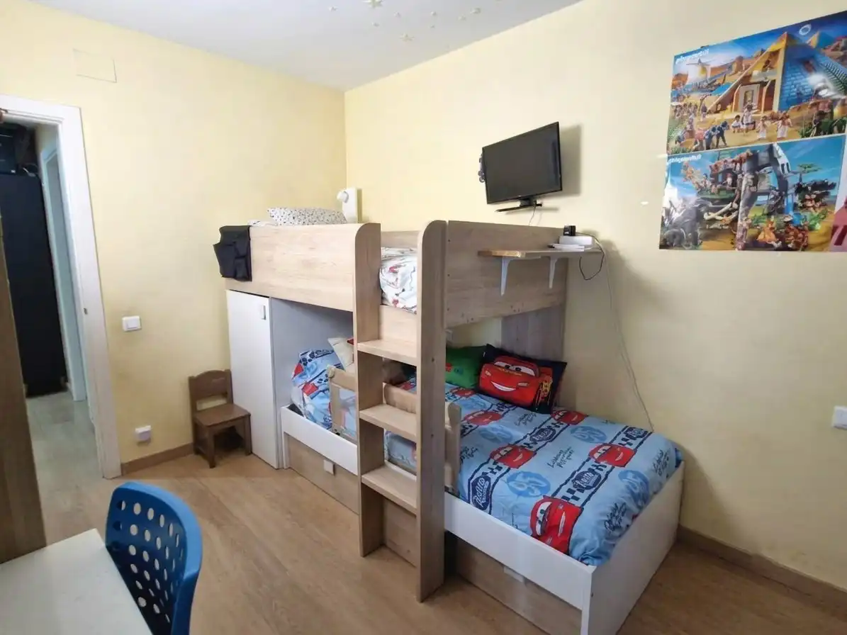 Habitación de Piso en venta en Molins de Rei con Aire acondicionado, Calefacción y Parquet