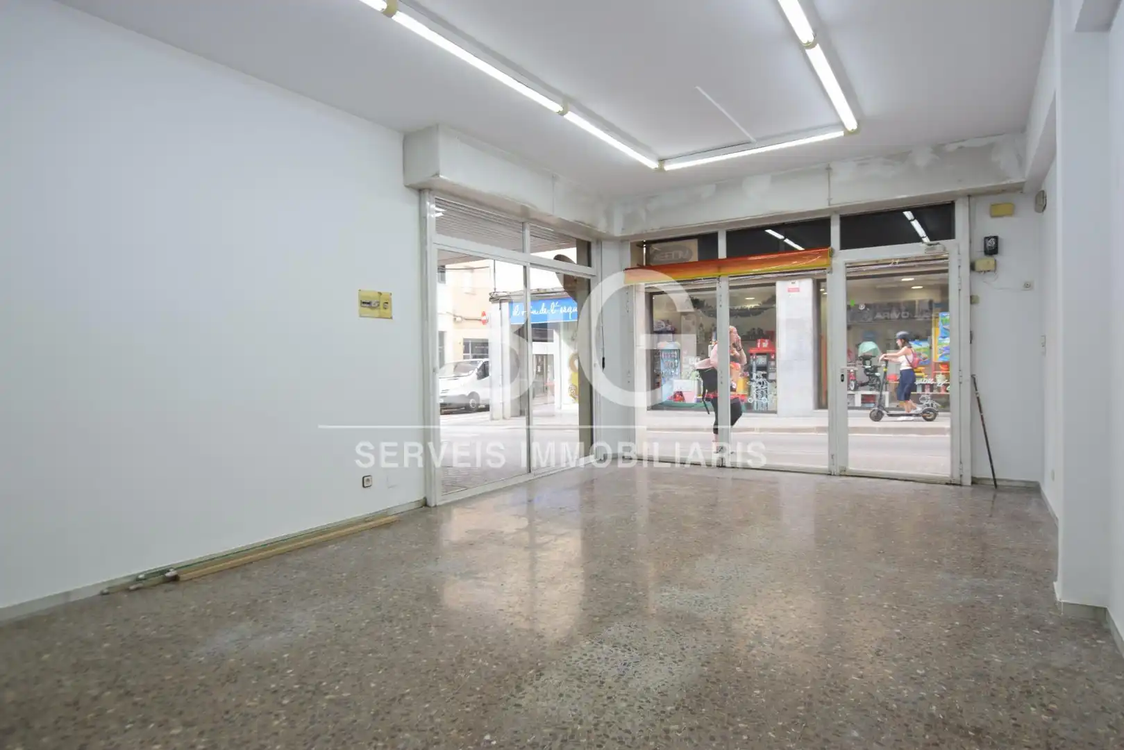 Business premises to rent in Centre, imagen 3
