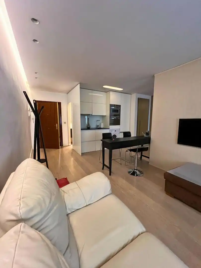 Appartamento con ascensore in affitto a Calle Clara del Rey, imagen 15