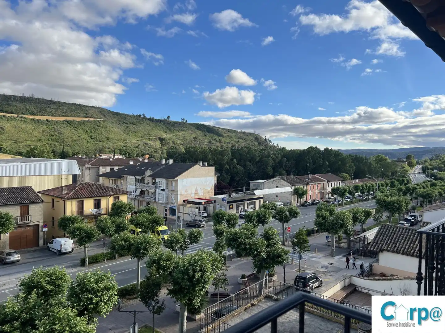 Exterior view of Flat for rent in Puente la Reina / Gares  with Heating, Parquet flooring and Balcony