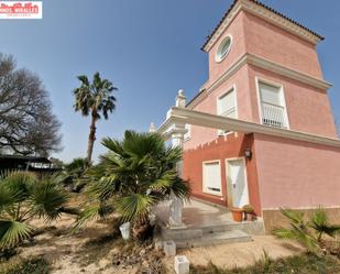 Vista exterior de Casa o xalet en venda en Elche / Elx amb Aire condicionat, Jardí privat i Terrassa