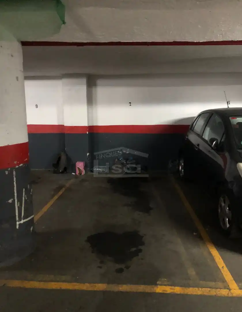 Einzelparkplatz zum Verkauf in Carrer de Sant Antoni Maria Claret