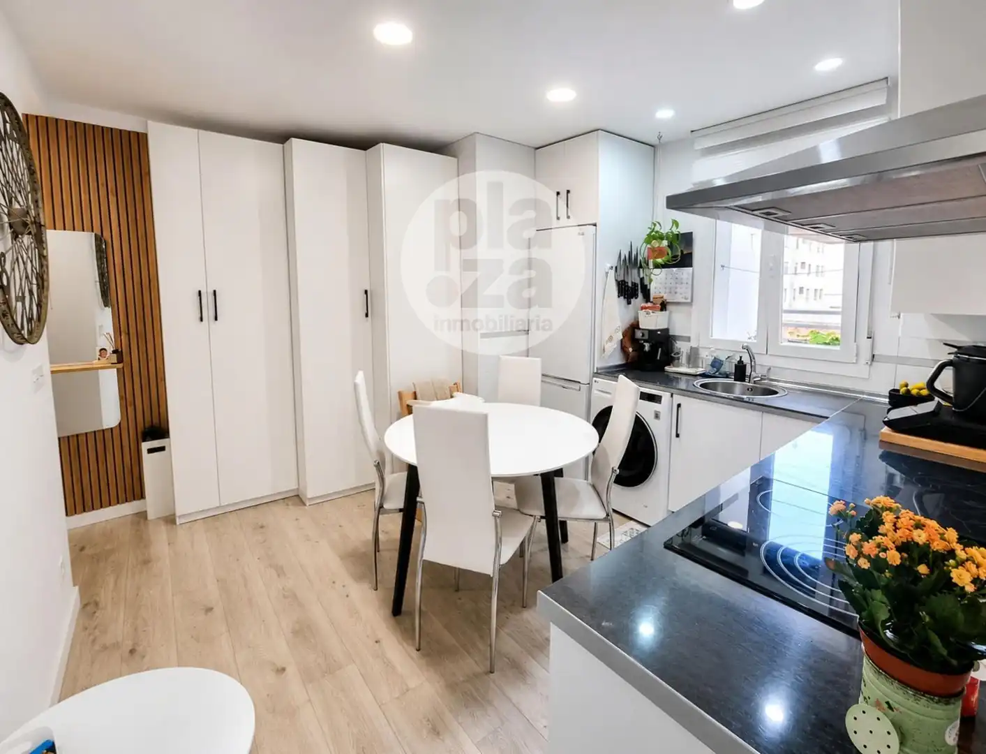 Cocina de Piso en venta en Burgos con Calefacción