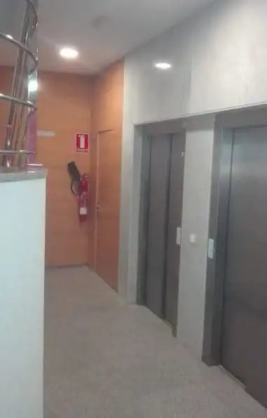 Aparcament amb ascensor en venda a c/ de las losas, imagen 2