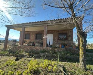 Vista exterior de Finca rústica en venda en Mazarambroz amb Aire condicionat i Jardí privat
