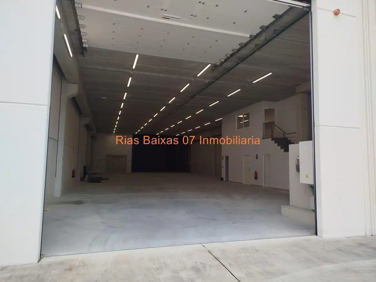 Nave industrielle à louer à Mos, imagen 22