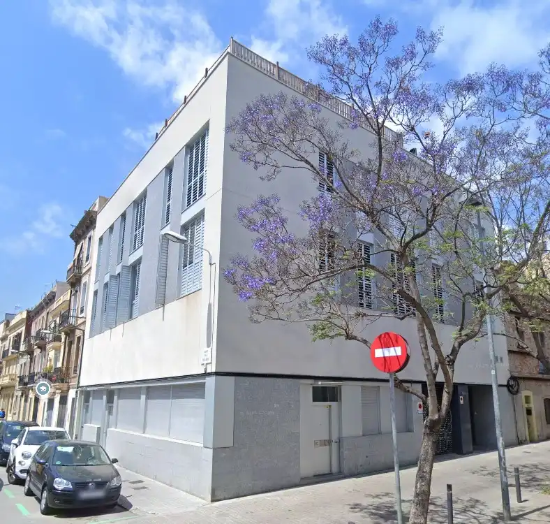Local comercial en venda a Carrer dels Pellaires 39