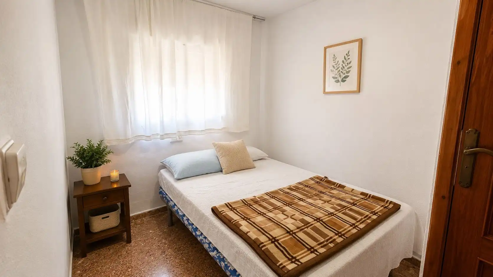 Habitación de Apartamento en venta en Tavernes de la Valldigna con Calefacción y Amueblado