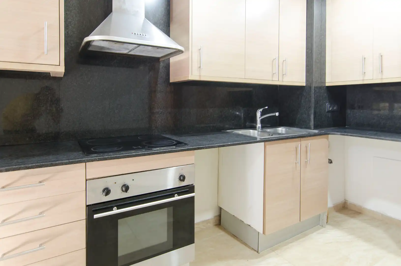 Kitchen of Flat for rent in Sallent  with Heating, Storage room and Oven