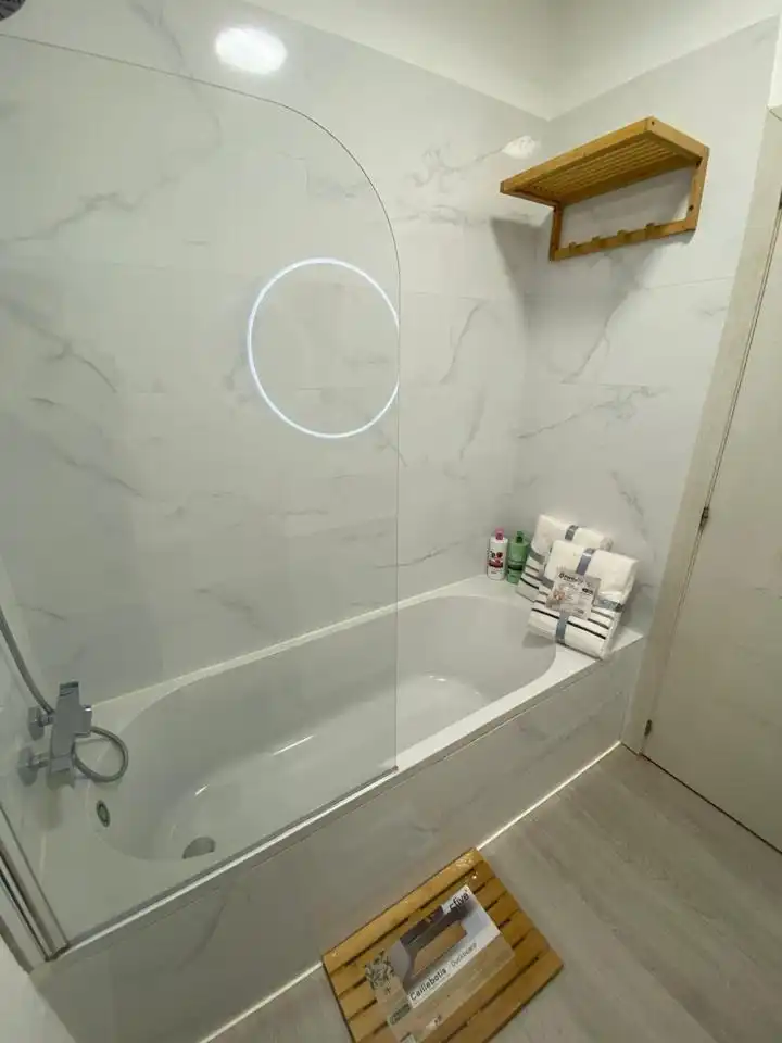 Bathroom of Flat for rent in Santa Cruz de Tenerife  with Air Conditioner, Terrace and Furnished