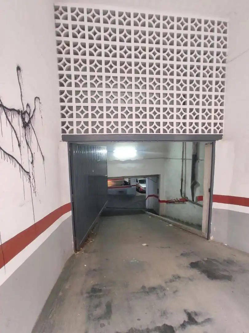 Garage zum Verkauf in Valencia
