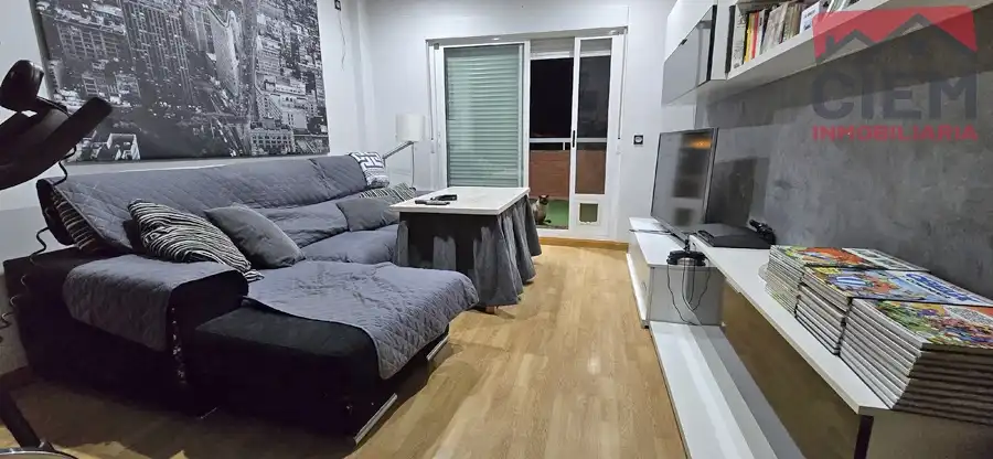 Sala de estar de Ático en venta en Miajadas con Aire acondicionado, Calefacción y Terraza