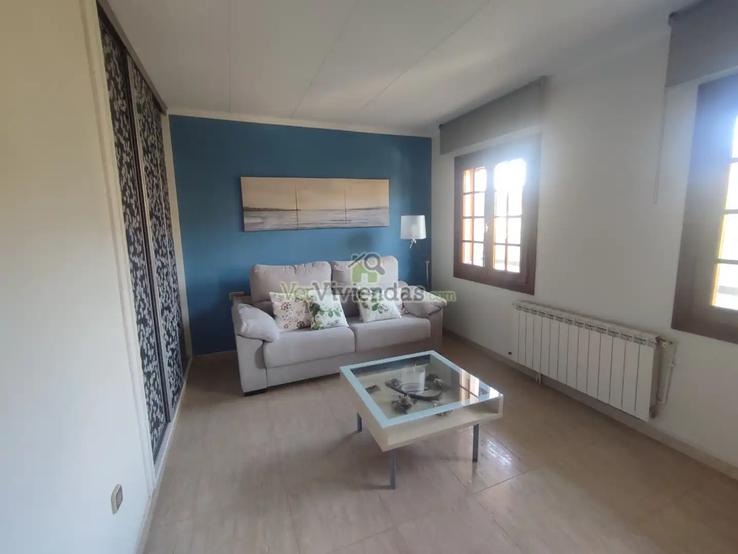 Sala de estar de Casa o chalet en venta en Vallirana con Aire acondicionado, Calefacción y Jardín privado