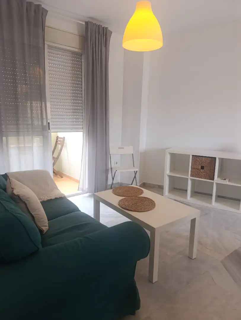 Sala de estar de Apartamento de alquiler con opción a compra en Málaga con Aire acondicionado, Terraza y Trastero