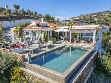 Xalet amb piscina en venda a Cómpeta