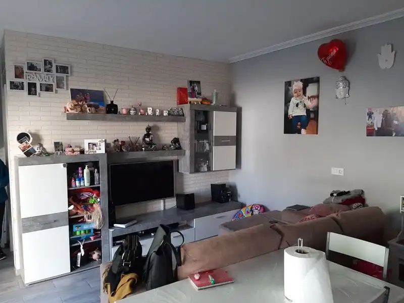 Wohnzimmer von Haus oder Chalet zum Verkauf in Algeciras mit Heizung, Terrasse und Möbliert