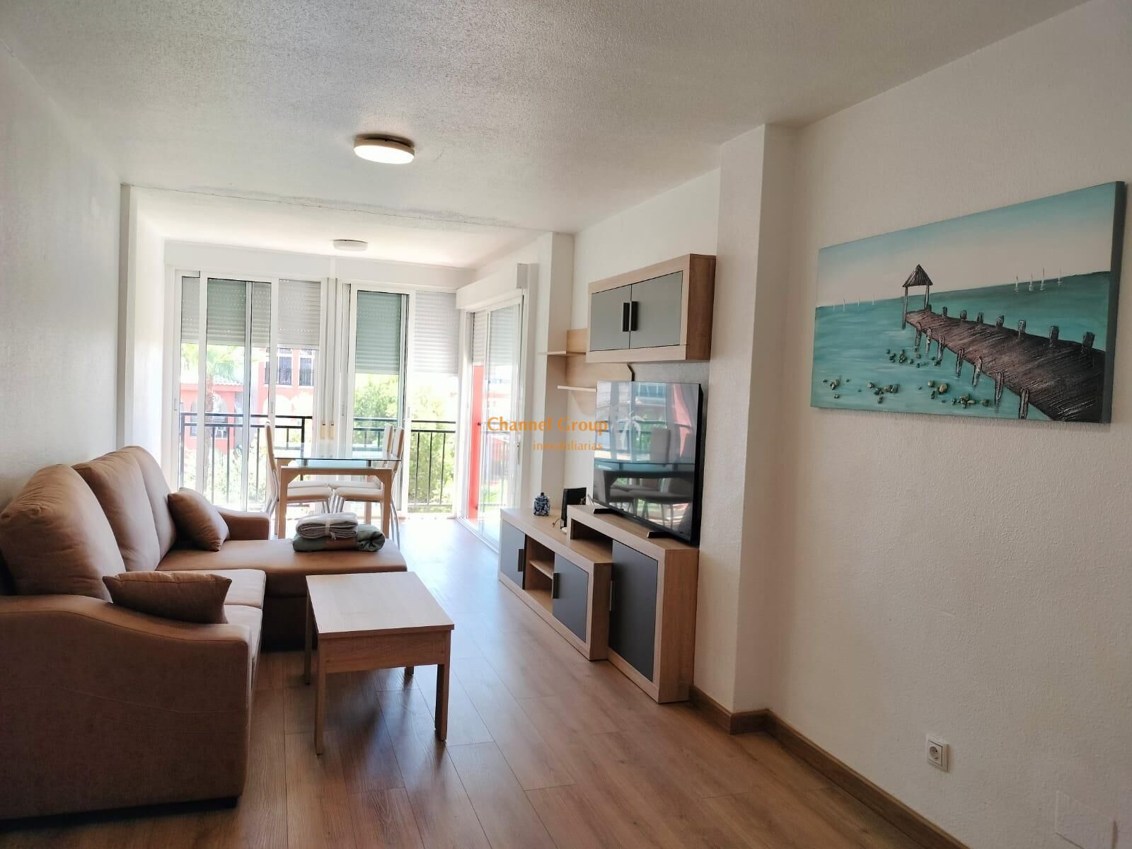 Sala d'estar de Estudi de lloguer en Torrevieja amb Jardí privat