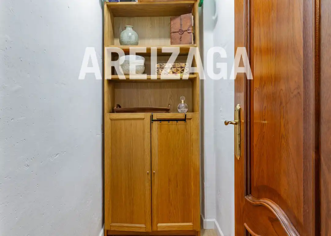 Piso en venta en Donostia - San Sebastián  con Calefacción, Amueblado y Balcón