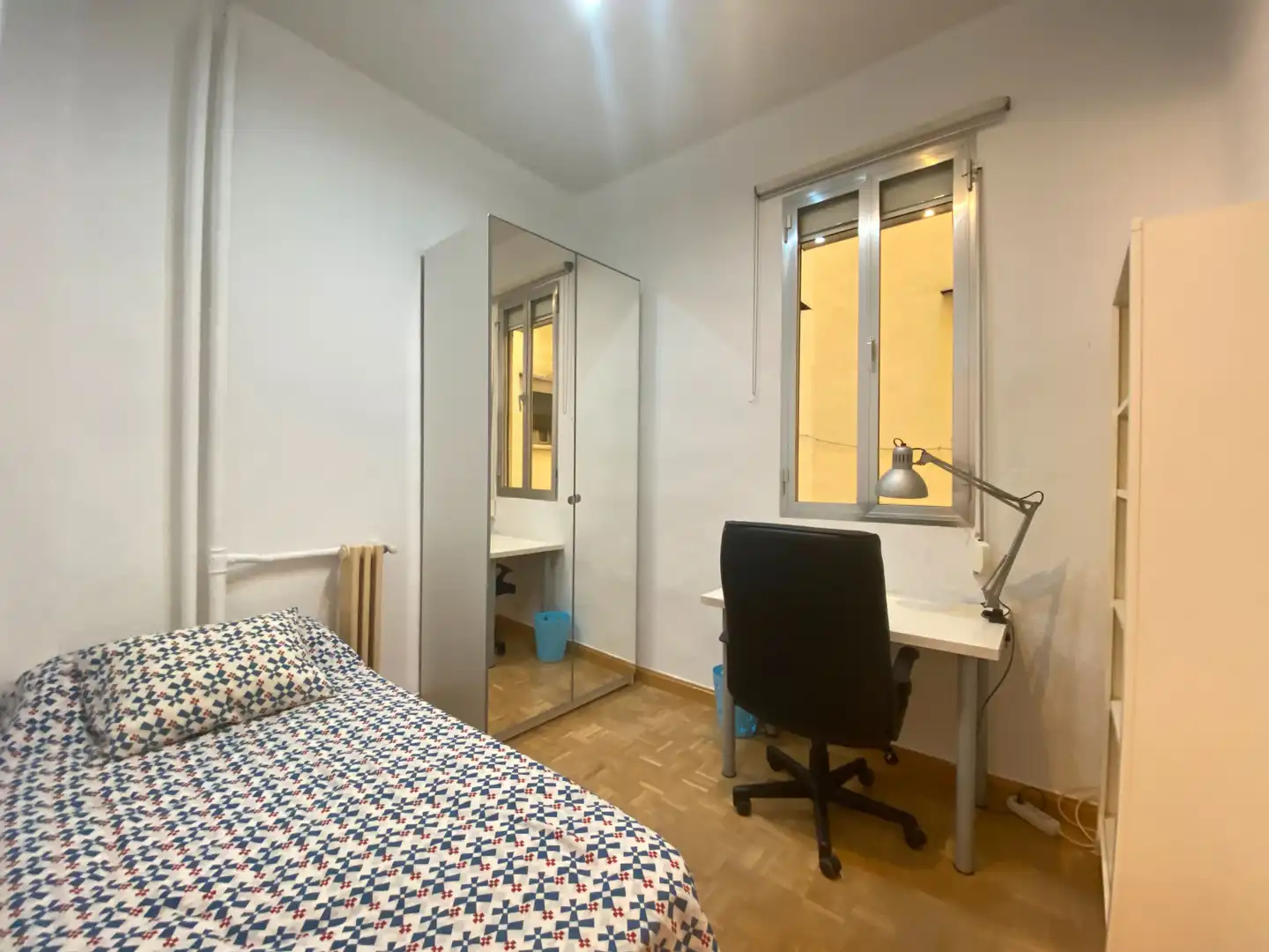 Flat for rent in Avenida de la Reina Victoria, Ciudad Universitaria