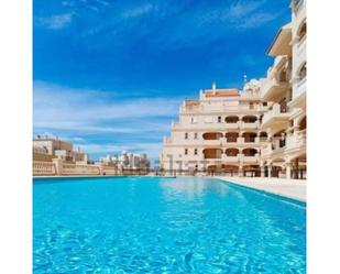 Piscina de Apartament de lloguer en El Ejido amb Aire condicionat, Terrassa i Piscina