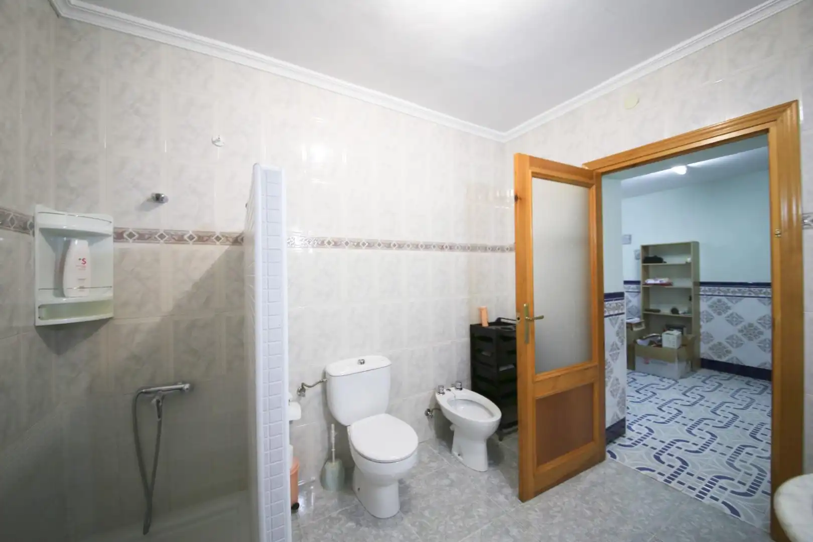 Baño de Casa o chalet en venta en Tomelloso con Aire acondicionado, Jardín privado y Trastero